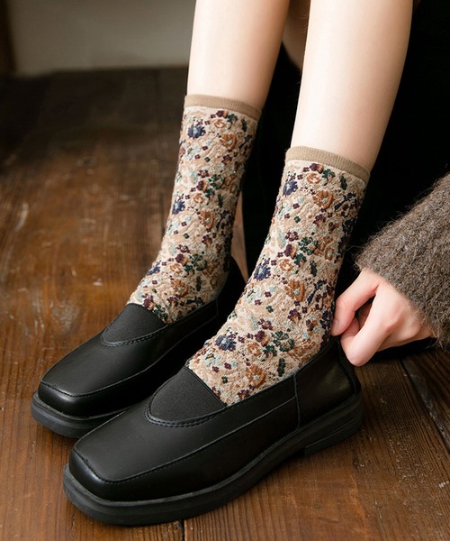 aimoha(アイモハ)の「Art花柄ソックス(ソックス/靴下・レディース・ベージュ/ブラウン/グレー/ブラック/パープル・FREE)」の7枚目の写真