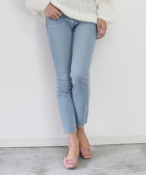 MODE ROBE（モードローブ）の「スクエアバックルパンプス（パンプス・レディース・アイボリー/ブルー/ピンク・22.5㎝/23㎝/23.5㎝/24㎝/24.5㎝/25㎝）」の13枚目の写真