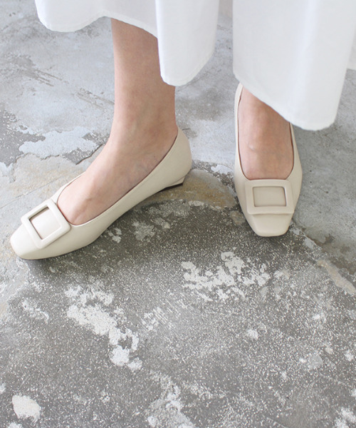 MODE ROBE（モードローブ）の「スクエアバックルパンプス（パンプス・レディース・アイボリー/ブルー/ピンク・22.5㎝/23㎝/23.5㎝/24㎝/24.5㎝/25㎝）」の15枚目の写真