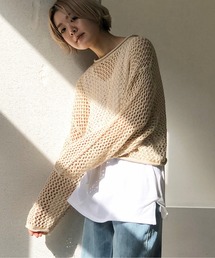 透かし編みショートプルオーバー