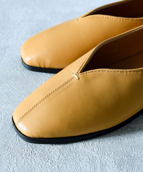 CALIFORNIA OUTFITTERS（カリフォルニア アウトフィッターズ）の「スクエアトゥVカットパンプス（パンプス・レディース・ホワイト/ブラック/ベージュ・23cm/23.5cm/24cm/24.5cm）」の9枚目の写真