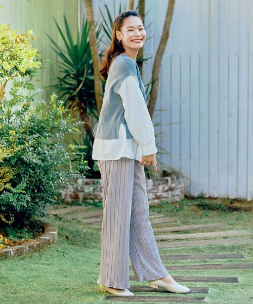 pink adobe（ピンクアドベ）の「◆【M-LL】レイヤード見え レースアップニット（ニット/セーター・レディース・グレー/ブラック/ライトブルー/ライトベージュ・38/40/42）」の10枚目の写真