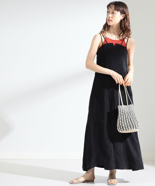 Ray BEAMS（レイビームス）の「Ray BEAMS / ウシロ アキ キャミソール ワンピース（ワンピース・レディース・ブラック/ダークブラウン・1/0）」の16枚目の写真