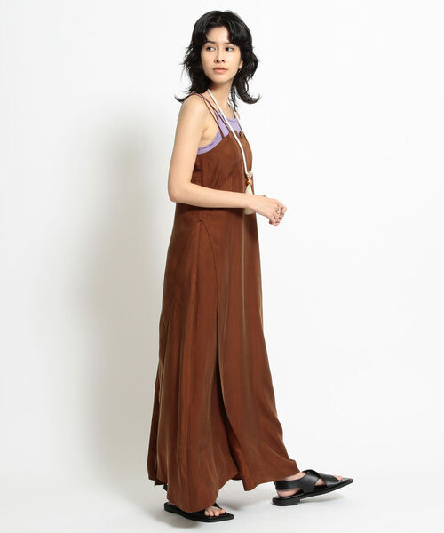 Ray BEAMS（レイビームス）の「Ray BEAMS / ウシロ アキ キャミソール ワンピース（ワンピース・レディース・ブラック/ダークブラウン・1/0）」の13枚目の写真
