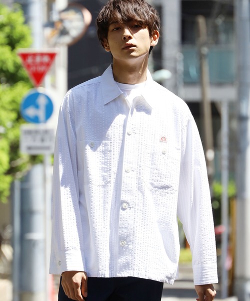 COWDEN（カウデン）の「COWDEN/カウデン COWDEN サッカー CPO シャツ（シャツ/ブラウス・メンズ・ホワイト/ベージュ/ブルー・M/L）」の2枚目の写真