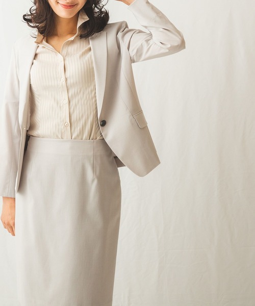 NARACAMICIE(ナラカミーチェ)の「キュプラポリエステルテーラージャケット(テーラードジャケット・レディース・ブラック/グレー/ネイビー・LARGE/MEDIUM/SMALL)」の2枚目の写真