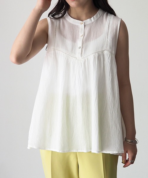 Riberry（リベリー）の「ハシゴレースノースリギャザーブラウス（シャツ/ブラウス・レディース・ブラック/ベージュ/オフホワイト/カーキ・MEDIUM）」の12枚目の写真