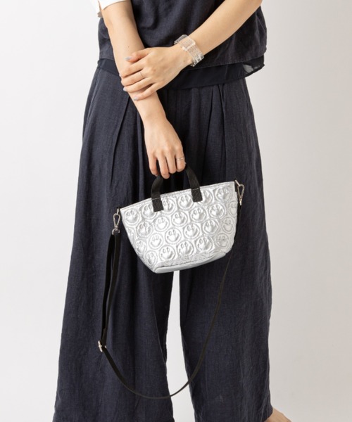 Actually（アクチュアリー）の「スマイルキルティング ミニショルダー 2WAYトート（ショルダーバッグ・レディース・カーキ/シルバー/ブラック・フリー）」の20枚目の写真