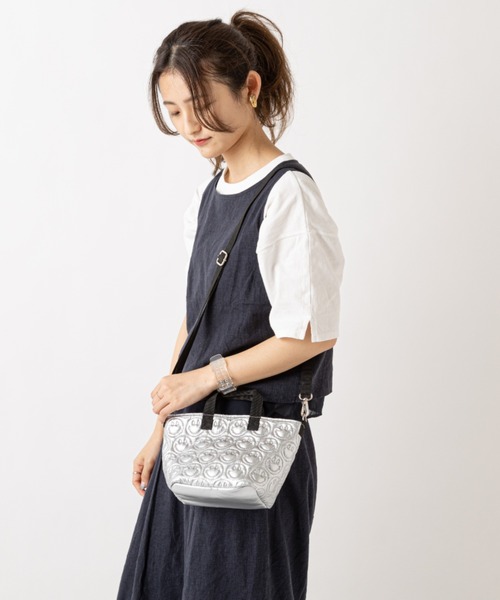 Actually（アクチュアリー）の「スマイルキルティング ミニショルダー 2WAYトート（ショルダーバッグ・レディース・カーキ/シルバー/ブラック・フリー）」の18枚目の写真