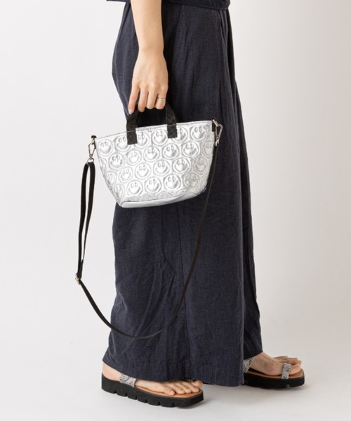 Actually（アクチュアリー）の「スマイルキルティング ミニショルダー 2WAYトート（ショルダーバッグ・レディース・カーキ/シルバー/ブラック・フリー）」の21枚目の写真