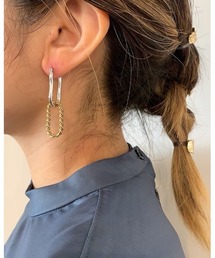 バイカラーロープスクエアピアス