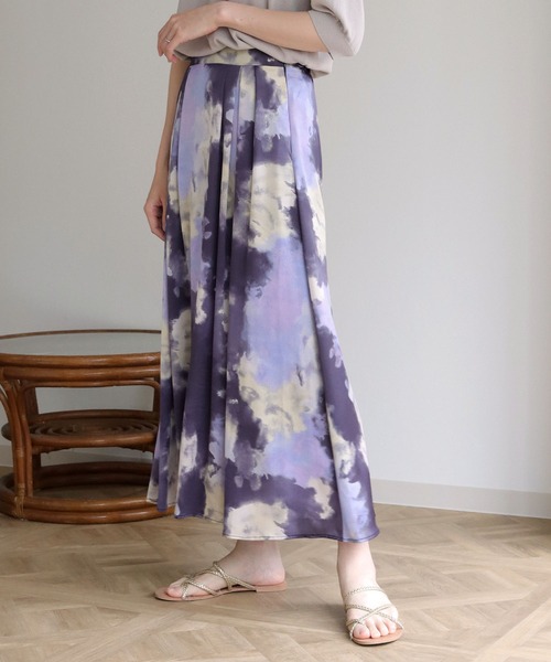 vingtrois(バントロア)の「【vingtrois】ニュアンス水彩柄タックフレアスカート(スカート・レディース・オレンジ/パープル・M)」の9枚目の写真