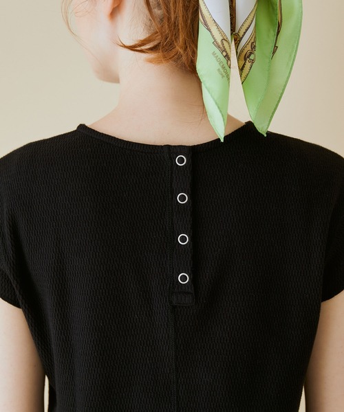 MADEMOISELLE ROPE'（マドモアゼル ロペ）の「【セット対応】ハニカムキャップスリーブプルオーバー（Tシャツ/カットソー・レディース・ブラック/オフホワイト/オレンジ・38）」の15枚目の写真