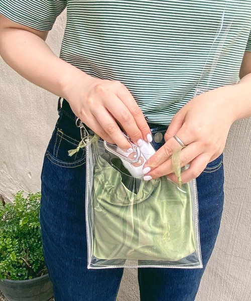 mimi toujours（ミミトゥジュール）の「ショルダーバッグ クリア 巾着ポーチ付き（ショルダーバッグ・レディース・ミント/ラベンダー・F）」の17枚目の写真