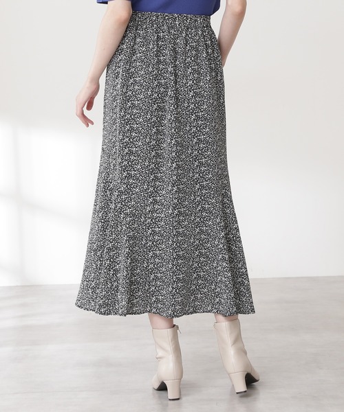 N.（N. Natural Beauty Basic）（エヌエヌナチュラルビューティーベーシック）の「◆小花プリントペプラムスカート（スカート・レディース・オフホワイト/ブラック/パープル・MEDIUM）」の13枚目の写真