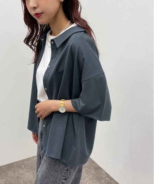 apres jour mignon(アプレジュールミニョン)の「ドットボタンスウェットシャツ【ZOZOTOWN限定アイテム】(シャツ/ブラウス・レディース・ブラック/ナチュラル/ダークブルー・X-LARGE/フリー)」の3枚目の写真