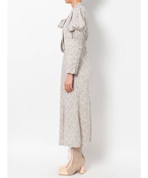 MERCURYDUO（マーキュリーデュオ）の「ペイントドットパフスリーブボウタイワンピース（ワンピース・レディース・ブラック/ブルー/アイボリー・FREE）」の12枚目の写真