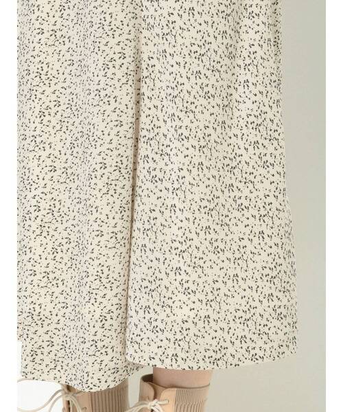 MERCURYDUO（マーキュリーデュオ）の「ペイントドットパフスリーブボウタイワンピース（ワンピース・レディース・ブラック/ブルー/アイボリー・FREE）」の8枚目の写真