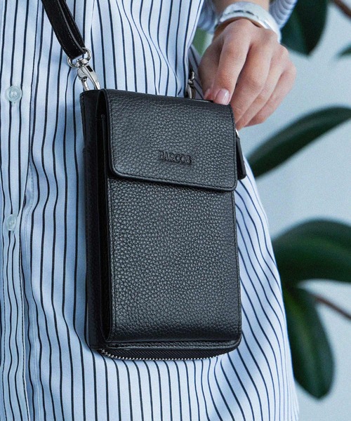 BARCOS(バルコス)の「【BARCOS】 L字型シュリンクレザースマホポシェット<アミーゴ>(ショルダーバッグ・レディース・ブラック/シルバー/オレンジ/ブルー/グレー系その他・ONE SIZE)」の17枚目の写真