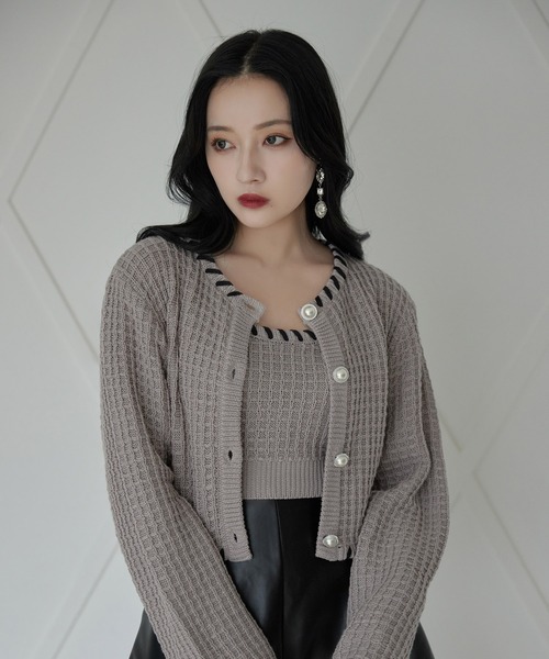 ANDGEEBEE（アンジービー）の「コードニットカーディガン（ニット/セーター・レディース・ブラック/スモークピンク・MEDIUM）」の5枚目の写真