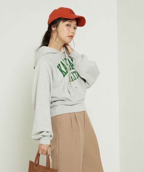 FREAK'S STORE(フリークスストア)の「HEAVYショートロゴスウェットパーカー(パーカー・レディース・ライトグレー/ネイビー/オフホワイト/ピンク/ブルーグリーン・フリ-)」の13枚目の写真