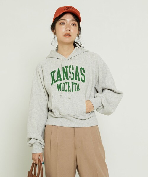 FREAK'S STORE(フリークスストア)の「HEAVYショートロゴスウェットパーカー(パーカー・レディース・ライトグレー/ネイビー/オフホワイト/ピンク/ブルーグリーン・フリ-)」の6枚目の写真