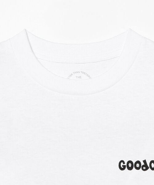 The Good Company（ｻﾞｸﾞｯﾄﾞｶﾝﾊﾟﾆｰ）の「THE GOOD COMPANY / Versus Tシャツ（Tシャツ/カットソー・メンズ・ホワイト・X-LARGE/MEDIUM/LARGE）」の2枚目の写真