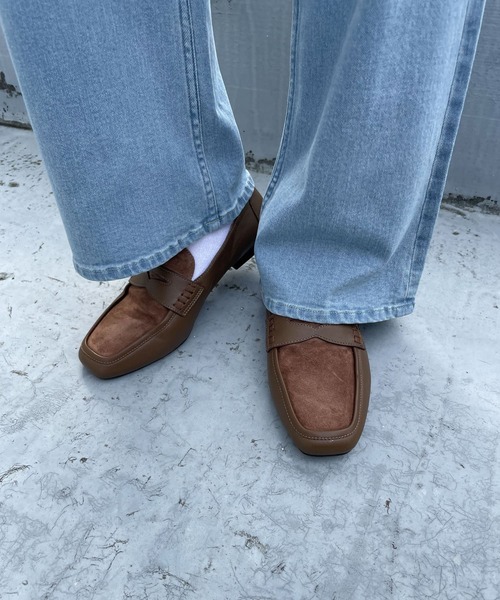 URBAN RESEARCH DOORS（アーバンリサーチドアーズ）の「スエードコンビローファー（ローファー・レディース・ブラック/ブラウン系その他・36/38/37）」の4枚目の写真