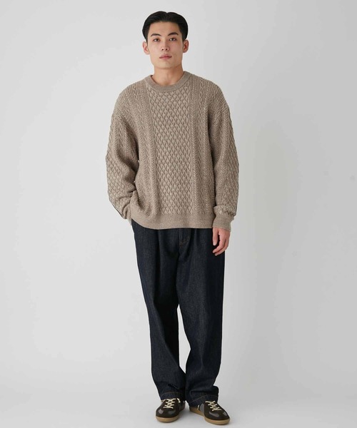 ADAM ET ROPE'（アダムエロペ）の「杢ケーブル レザーパッチ クルーネックニット（ニット/セーター・メンズ・ベージュ/グレー系その他・M/L）」の9枚目の写真