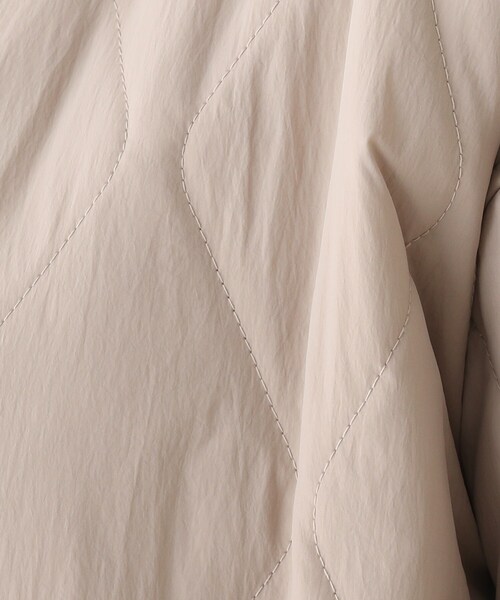 AG by aquagirl（エージーバイアクアガール）の「◆CASHPAD(R) ノーカラーキルティングコート【WEB限定サイズ】（ノーカラーコート・レディース・ライトベージュ/カーキ/ブラック・38/36/40）」の9枚目の写真