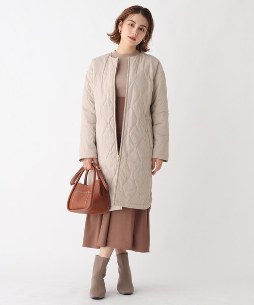 AG by aquagirl（エージーバイアクアガール）の「◆CASHPAD(R) ノーカラーキルティングコート【WEB限定サイズ】（ノーカラーコート・レディース・ライトベージュ/カーキ/ブラック・38/36/40）」の11枚目の写真