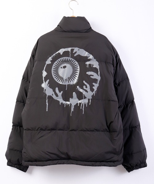 MISHKA(ミシカ)の「【MISHKA】キープウォッチプリント&刺繍 ダウンジャケット(ブルゾン・メンズ・ブラック/ホワイト・L/M)」の6枚目の写真