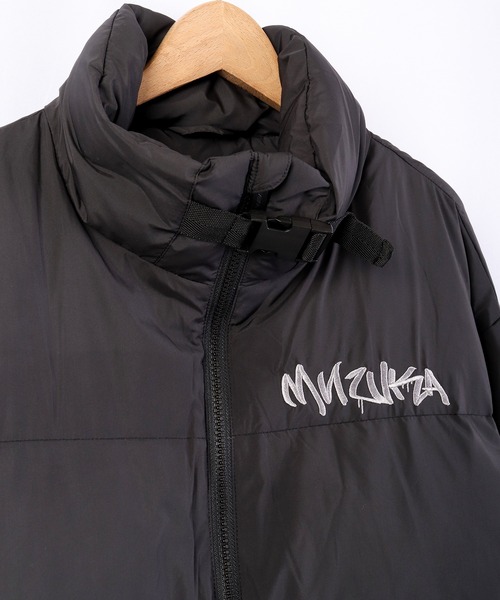 MISHKA(ミシカ)の「【MISHKA】キープウォッチプリント&刺繍 ダウンジャケット(ブルゾン・メンズ・ブラック/ホワイト・L/M)」の10枚目の写真