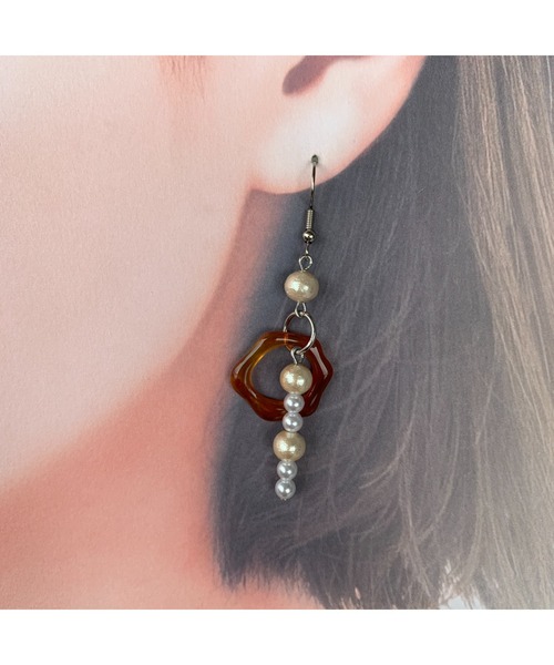 tone（トーン）の「【-lensa-】コットンパールが大人っぽい小ぶりピアス(MA)（ピアス（両耳用）・レディース・ホワイト系・FREE）」の5枚目の写真