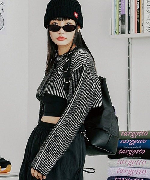 TARGETTO(ターゲット)の「A'GEM/9 × .kom『TARGETTO/ターゲット』TWO TONE BOLERO CARDIGAN/ツートーン ボレロ カーディガン クロップド丈(カーディガン/ボレロ・レディース・ライトブルー/ブラック・FREE)」の2枚目の写真