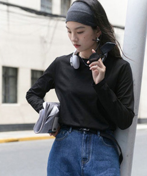 Anuenue（アヌエヌエ）の「ロングスリーブTシャツ 無地ロンT（Tシャツ/カットソー・レディース・ホワイト/ブラック/ベージュ/レッド/カーキ/ブルー/グリーン/コーラルピンク/イエロー・2L/3L/S/M/L）」の3枚目の写真