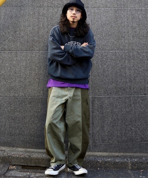 BACKLASH(バックラッシュ)の「ISAMUKATAYAMA BACKLASH THE COVERS/バックラッシュ ザ カバーズ/COLLEGE LOGO SWEAT(スウェット・メンズ・ブラック/グリーン・MEDIUM/LARGE)」の8枚目の写真