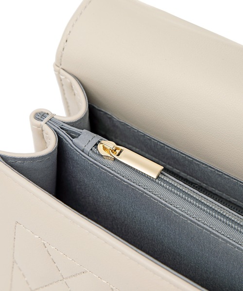 BASE（ベース）の「キルティング ショルダーバッグ（ショルダーバッグ・レディース・ライトグレー/ブラック/アイボリー/ホワイト系その他/ブルー系その他/ベージュ・FREE）」の19枚目の写真