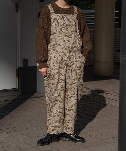 kutir（クティール）の「ミリタリーライクオーバーオール