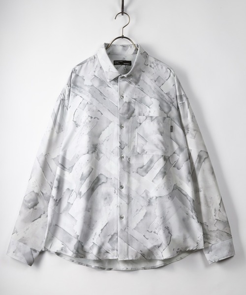 SlashDate(スラッシュデイト)の「総柄プリントジョーゼットドレープシャツ/とろみシャツ/オーバーサイズシャツ/レトロ風(シャツ/ブラウス・メンズ・ホワイト/チャコールグレー/ブラック/ブラウン/グレー/ブルー/ホワイト系その他/ブラック系その他/ブラウン系その他/ホワイト系その他2/ブラック系その他2/ブラック系その他3/ブラウン系その他2・M/L)」の10枚目の写真