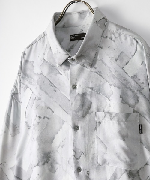 SlashDate(スラッシュデイト)の「総柄プリントジョーゼットドレープシャツ/とろみシャツ/オーバーサイズシャツ/レトロ風(シャツ/ブラウス・メンズ・ホワイト/チャコールグレー/ブラック/ブラウン/グレー/ブルー/ホワイト系その他/ブラック系その他/ブラウン系その他/ホワイト系その他2/ブラック系その他2/ブラック系その他3/ブラウン系その他2・M/L)」の17枚目の写真