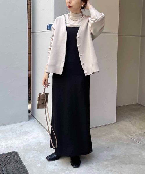 CAPRICIEUX LE'MAGE(カプリシューレマージュ)の「機能素材パフVカーディガン(カーディガン/ボレロ・レディース・ブラック/パープル/グレイッシュベージュ・FREE)」の13枚目の写真