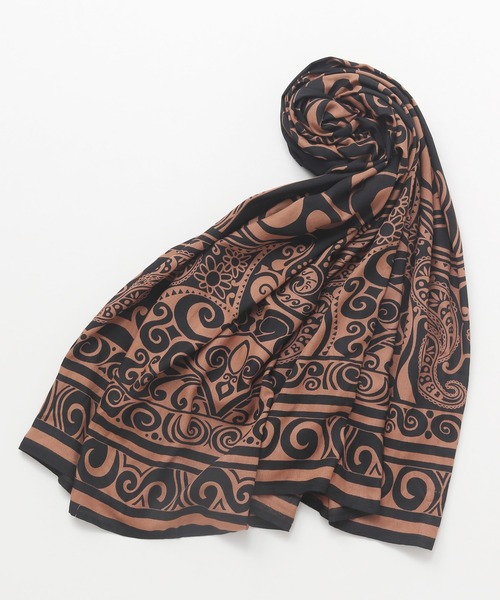 チャイハネ（チャイハネ）の「【チャイハネ】トライバルサローン 大判ストール（ストール/ショール・レディース・ホワイト/ブラック/オレンジ/カーキ/ベージュ/ピンク/レッド/イエロー/ブルー/グリーン/ネイビー/パープル/ブラウン/ライトブルー/オレンジ系その他・FREE）」の3枚目の写真