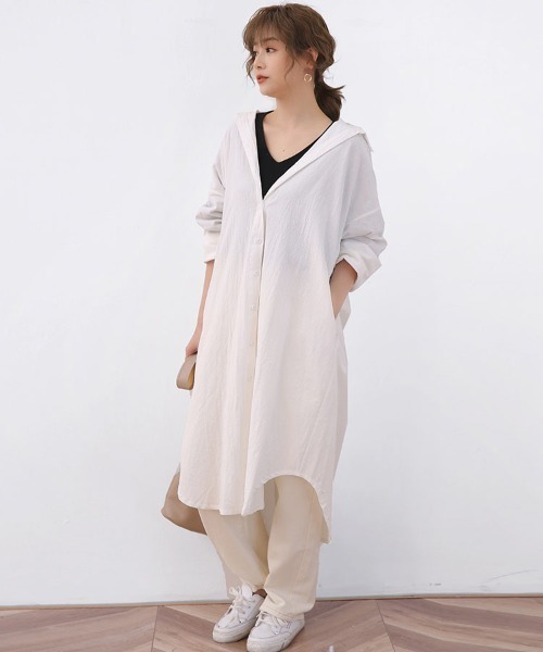 Doux Belle(ドゥーベル)の「ロングシャツワンピース(シャツワンピース・レディース・ホワイト/カーキ/ブラック/オレンジ/ベージュ/ブラウン/ピンク/ブルー/ライトグリーン・FREE)」の1枚目の写真