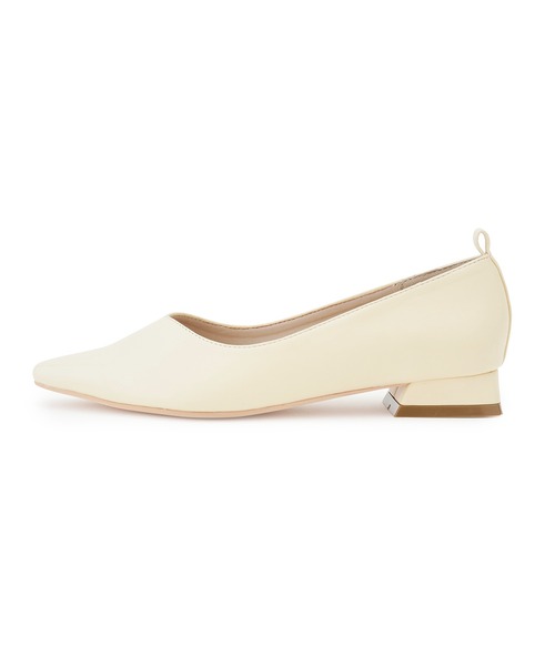 Juze(ジュゼ)の「アンクルチェーンストラップパンプス(パンプス・レディース・ブラック/ベージュ系その他4/その他1・L/LL/M/S)」の12枚目の写真