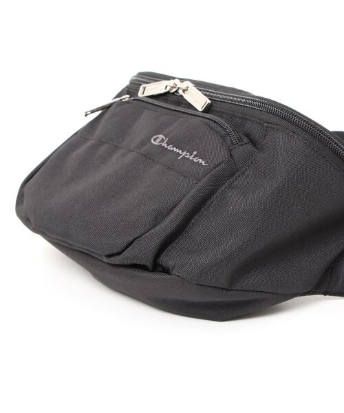 Champion(チャンピオン)の「≪Champion/チャンピオン≫ ウエストバッグ ジョナサン No.63392 2L(ボディバッグ/ウエストポーチ・メンズ・カーキ/ブラック/ネイビー/グレー・FREE)」の6枚目の写真