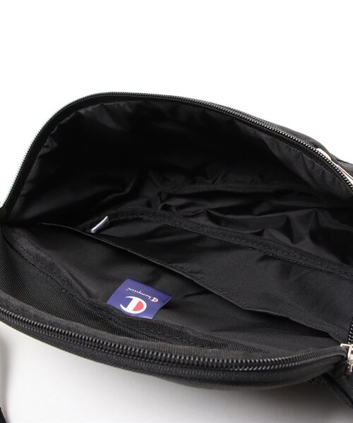 Champion(チャンピオン)の「≪Champion/チャンピオン≫ ウエストバッグ ジョナサン No.63392 2L(ボディバッグ/ウエストポーチ・メンズ・カーキ/ブラック/ネイビー/グレー・FREE)」の7枚目の写真