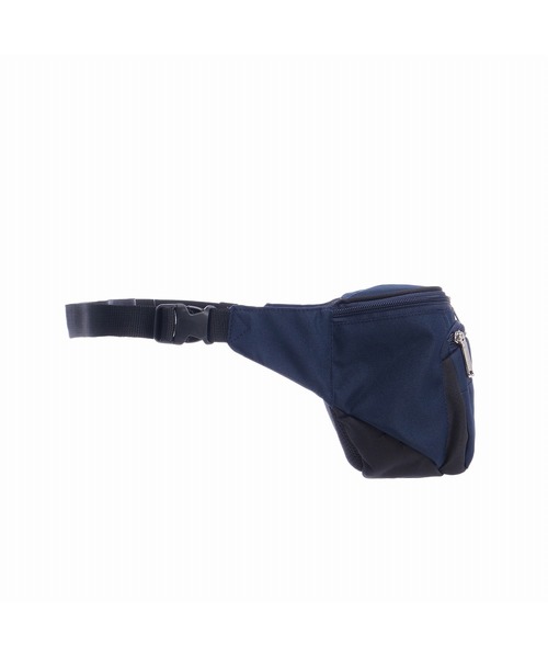 Champion(チャンピオン)の「≪Champion/チャンピオン≫ ウエストバッグ ジョナサン No.63392 2L(ボディバッグ/ウエストポーチ・メンズ・カーキ/ブラック/ネイビー/グレー・FREE)」の9枚目の写真