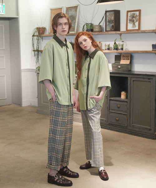 WONDER WONDER（ワンダーワンダー）の「バイカラーライン トロミシャツ（シャツ/ブラウス・メンズ・ベージュ/ネイビー/グリーン系その他・S/M/L）」の17枚目の写真