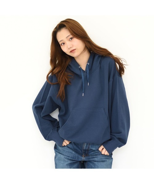 VIBGYOR Women（ヴィブジョー　ウィメン）の「ヘビーウエイト裏毛BIGシルエットパーカー(QTC)（パーカー・レディース・ダークベージュ/チャコールグレー/ダークネイビー/杢グレー/ブラック・LARGE/MEDIUM/X-LARGE）」の13枚目の写真